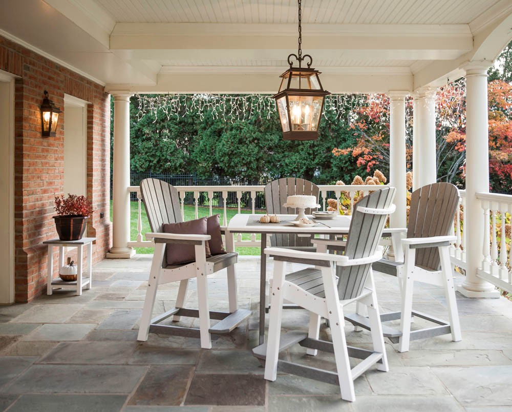 Great Bay counter chairs at an outdoor kitchen