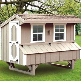 Rustic Chicken Coop on Wheels