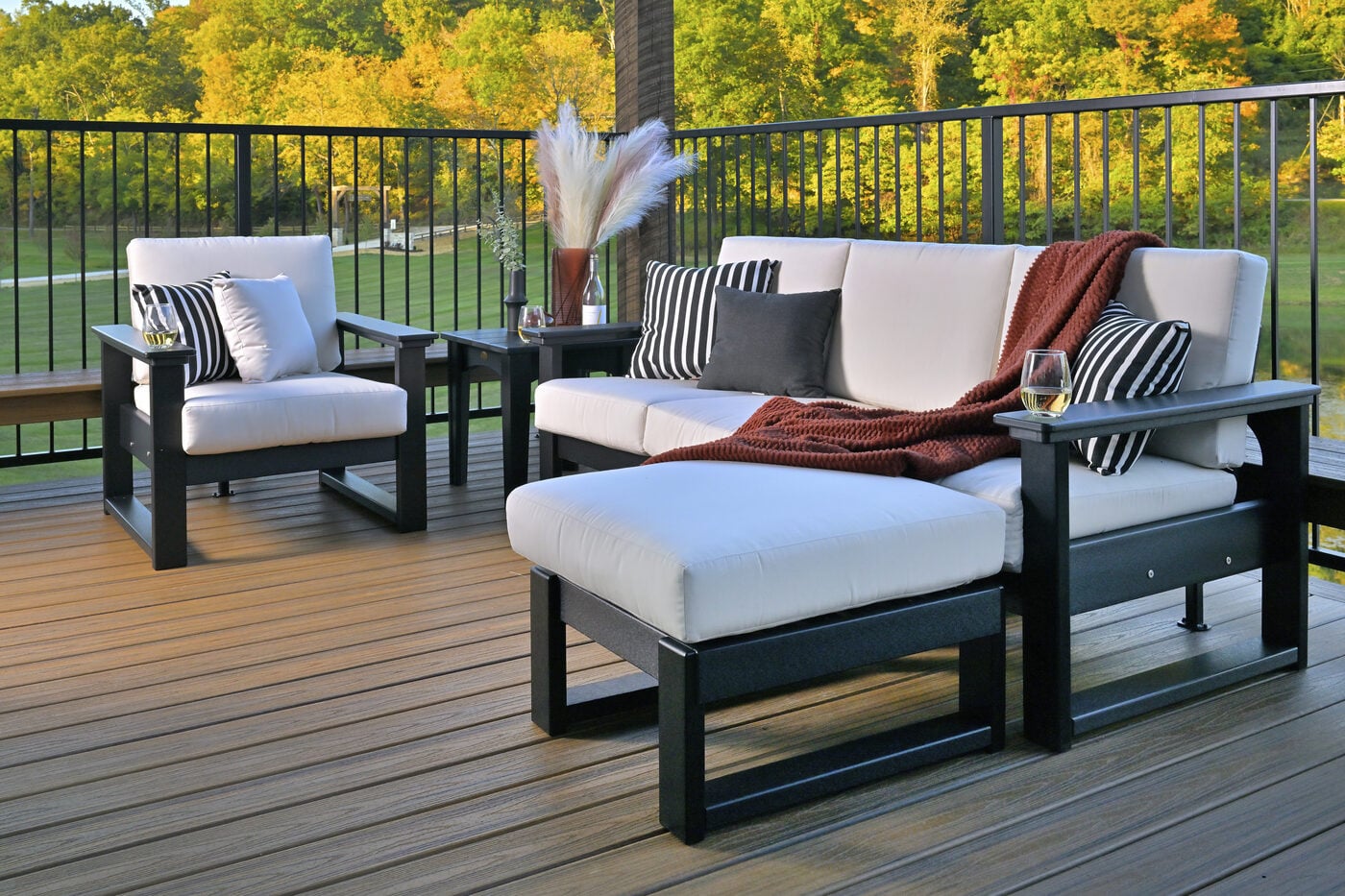 Lanai chair, sofa and ottoman in Black